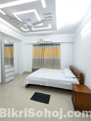 Rent a Stylish 3-Bedroom Furnished Serviced Flat